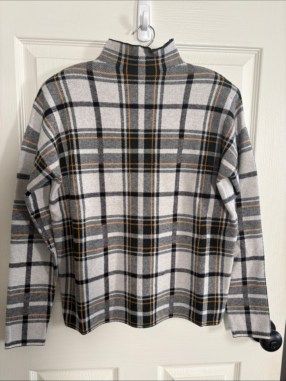 Tahari Green, Black, White & Gold Plaid Turtleneck Sweater